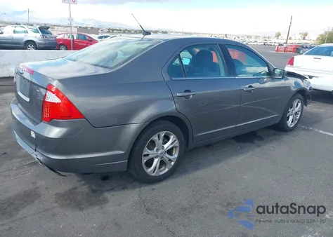 2012 Ford Fusion Se z USA, uszkodzony, nr VIN 3FAHP0HA8CR207662